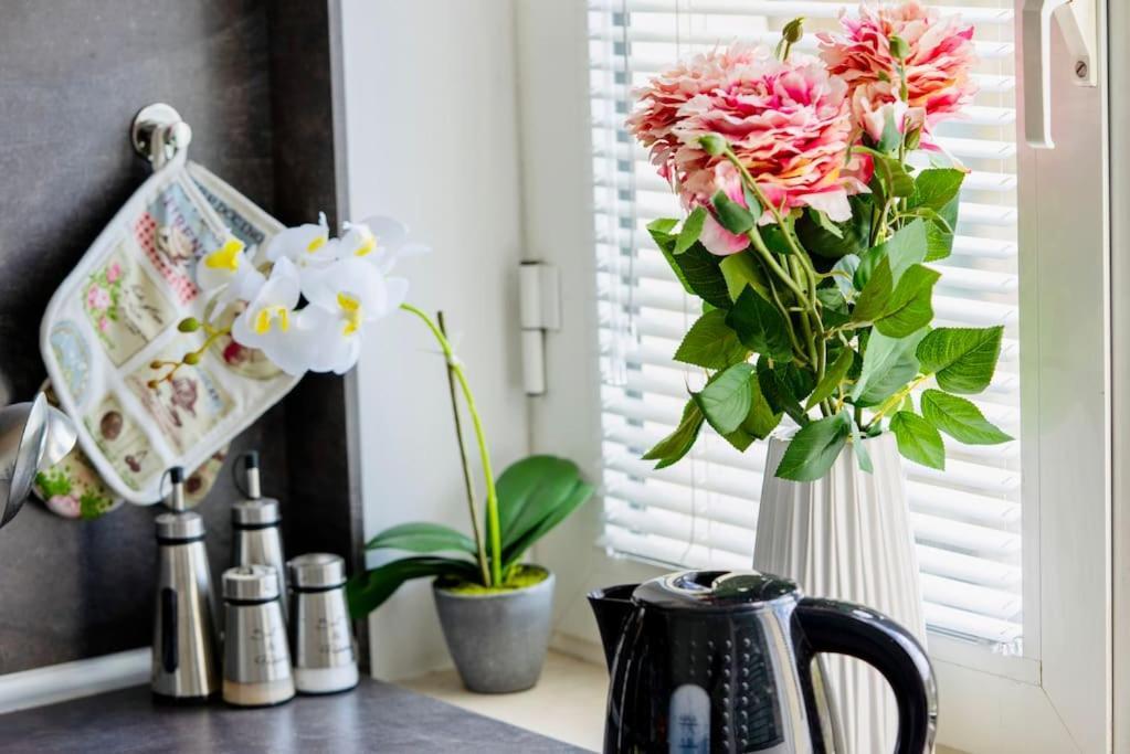 Cozy 1-Bedroom Flat In The Very Center Of София Екстериор снимка